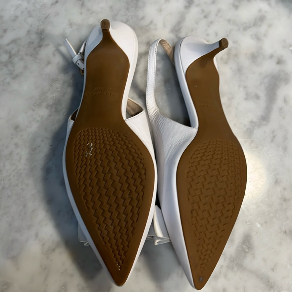 Cole Haan white Heels; Size 6 - Picture 5 of 11